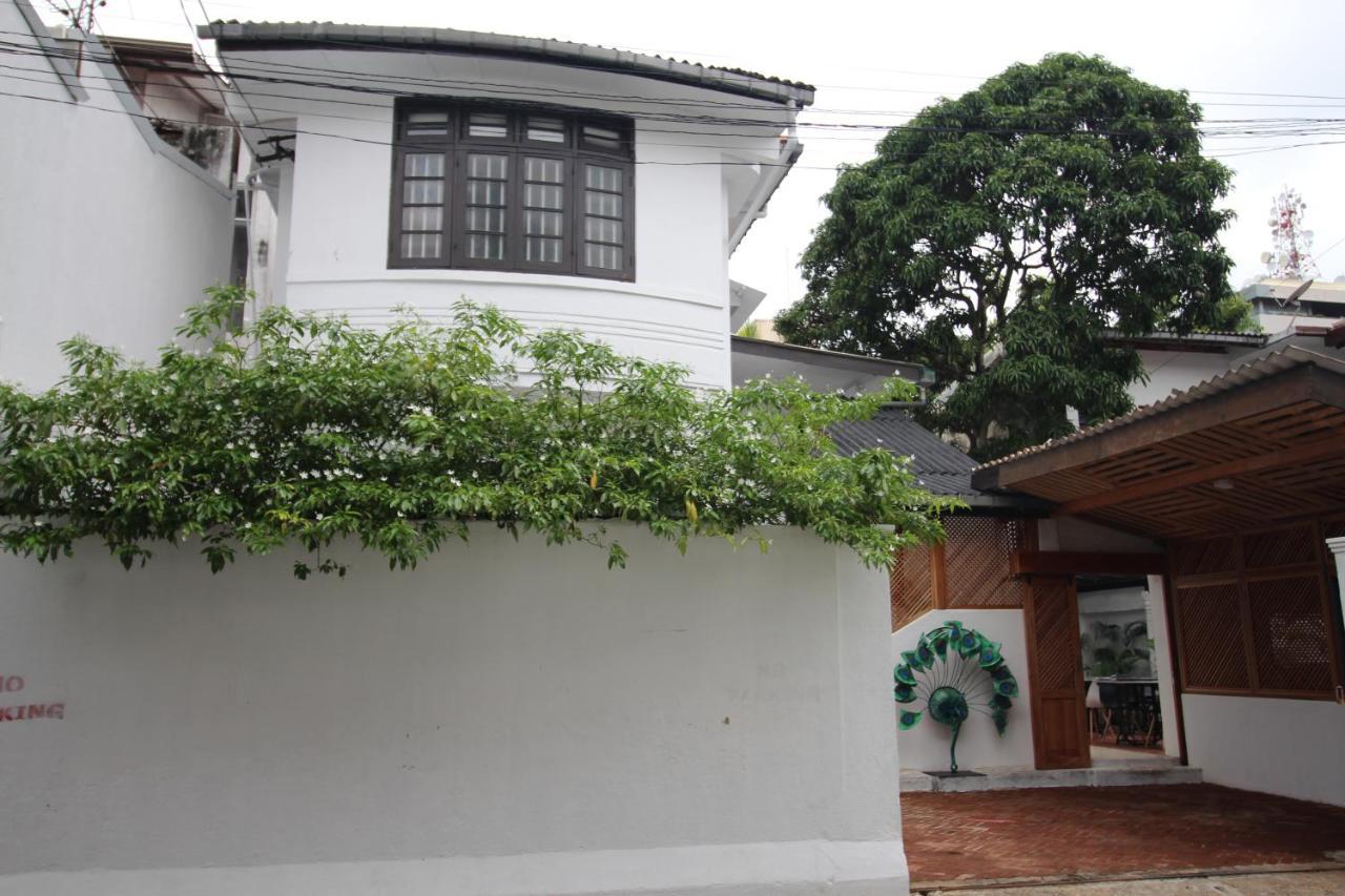 Lost & Found - Colombo Exterior photo